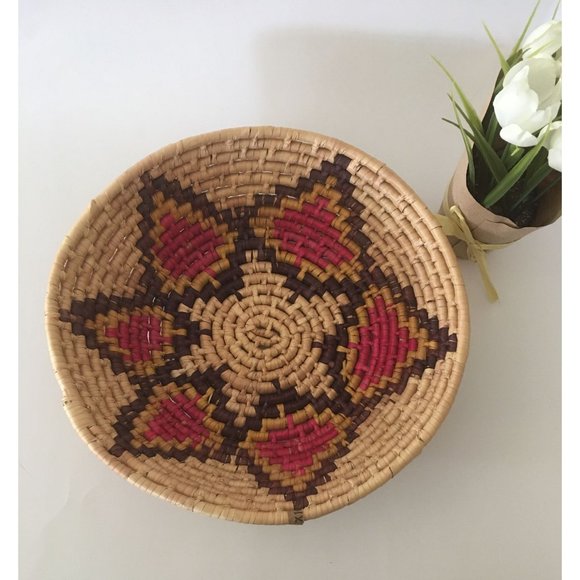 ❌ SOLD❌ Woven Basket Decor - Picture 3 of 5